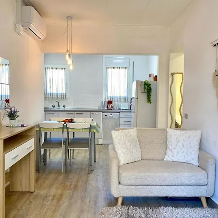 Appartement Aquarius By Interhome